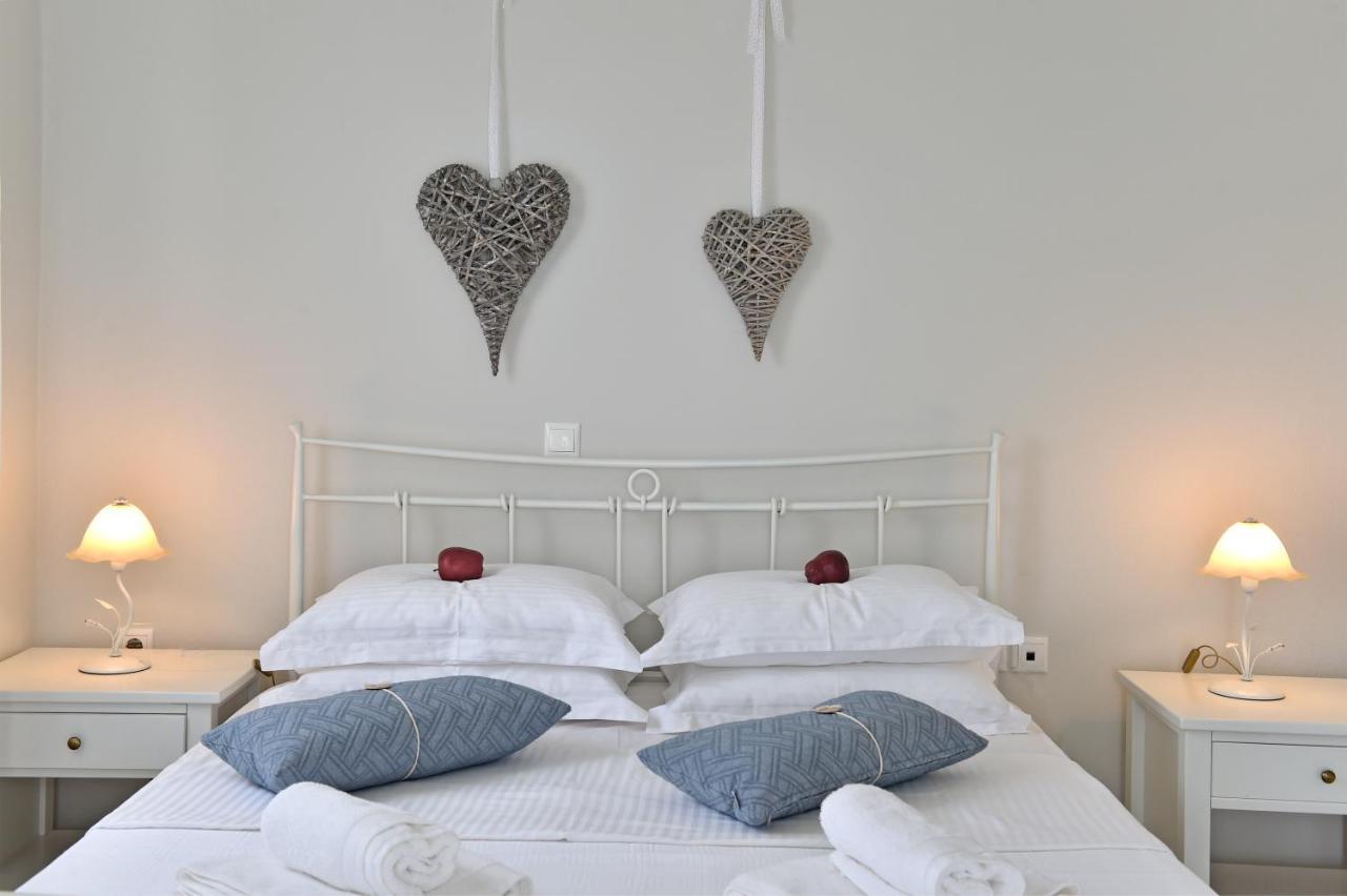 Tonia Apartments Paros Hriszí Aktí Kültér fotó