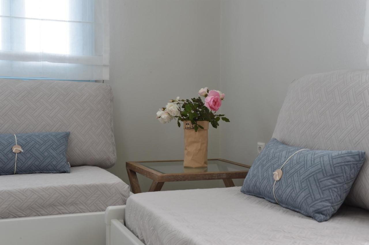 Tonia Apartments Paros Hriszí Aktí Kültér fotó