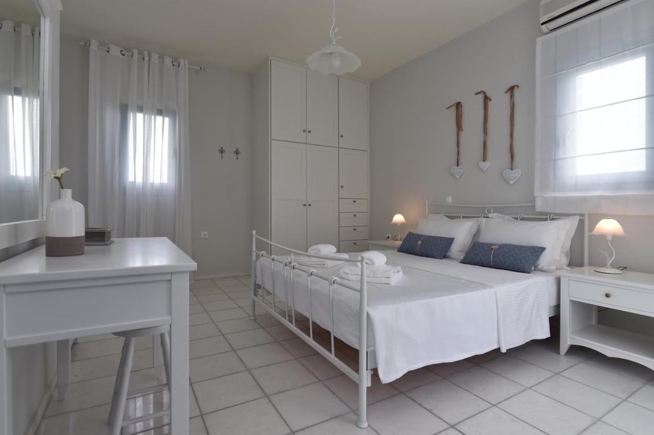 Tonia Apartments Paros Hriszí Aktí Kültér fotó